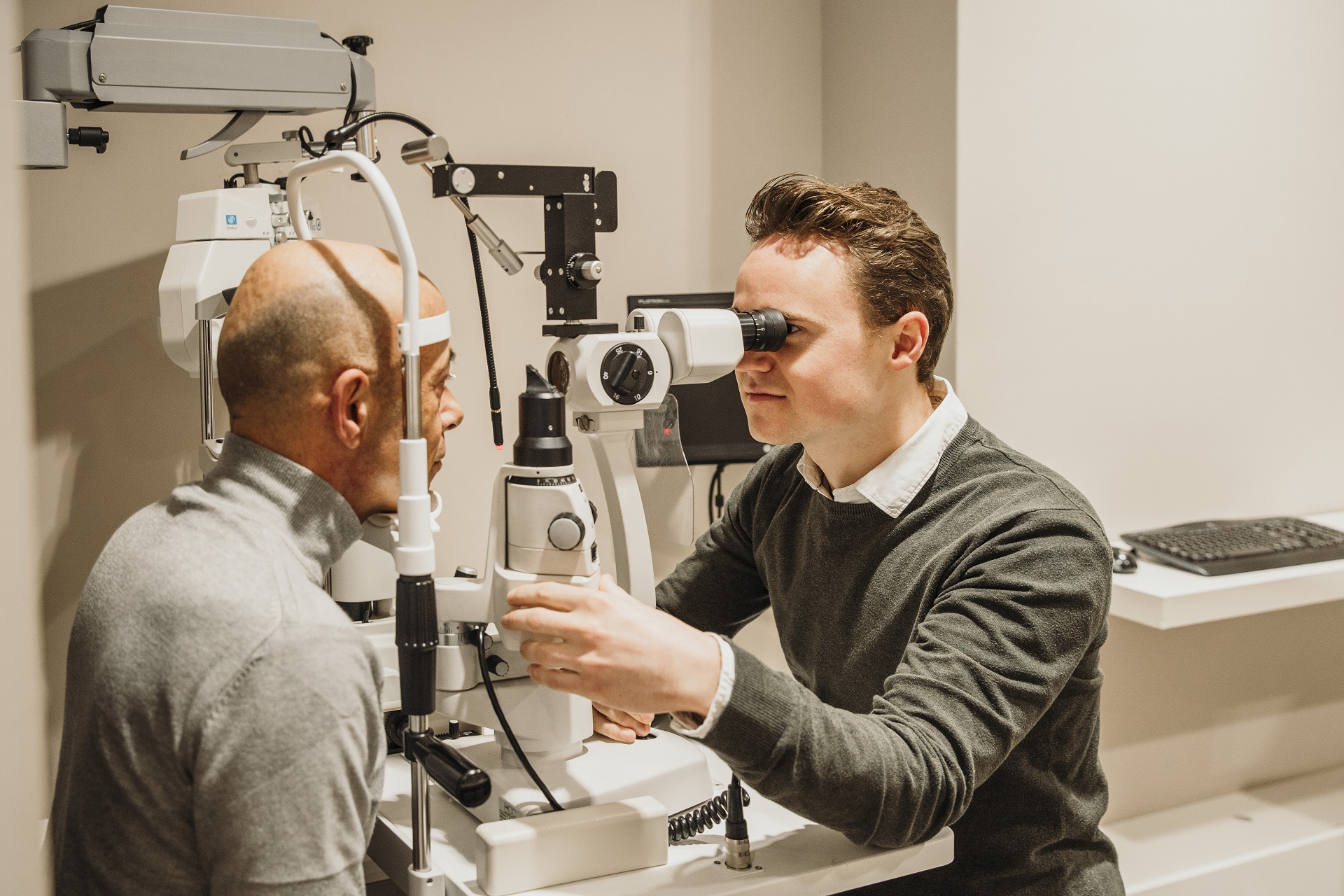 Ron Zwart Optometrist Professionele Oogmeting